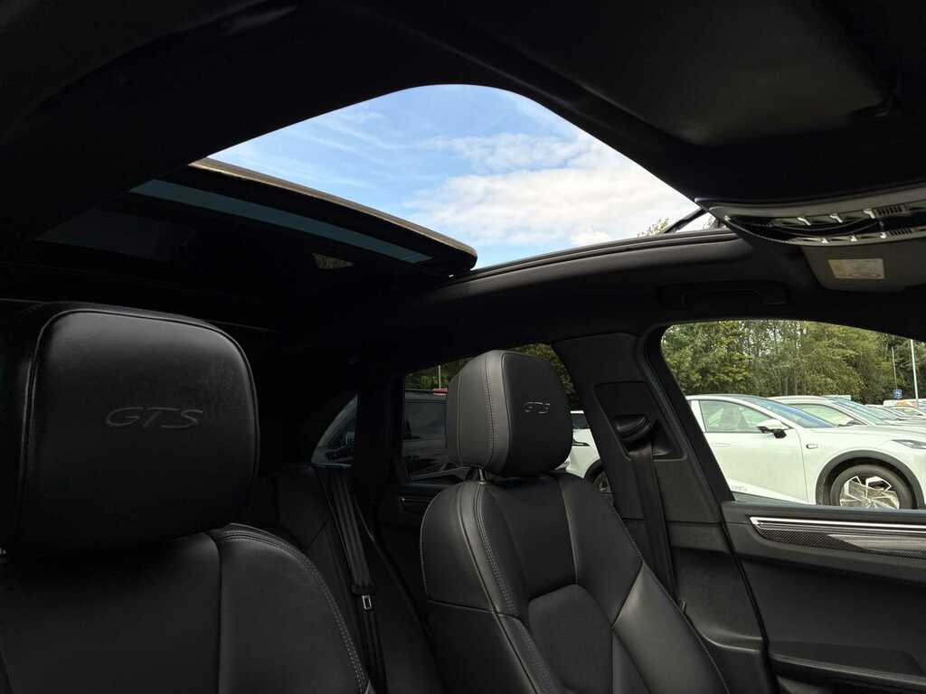 Porsche Macan 2021 2.0T Suv Pdk 4Wd Euro 6 Ss 245 Black #31