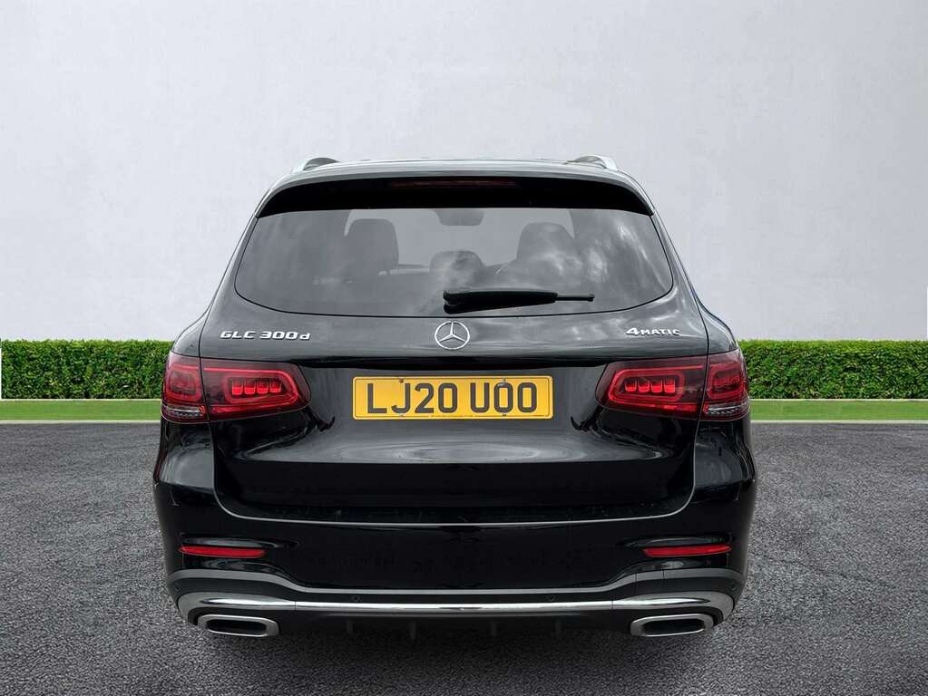 Mercedes-Benz GLC Class Glc 300D 4Matic Amg Line Premium Pls 9G-tronic Black #4