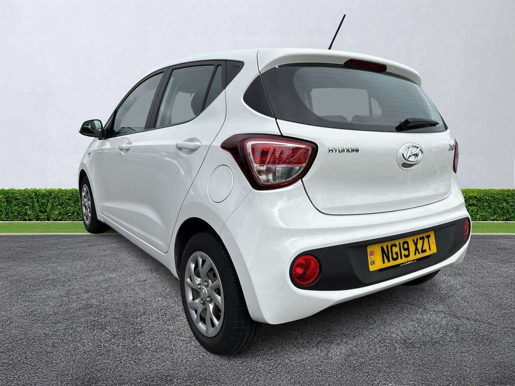 Hyundai I10 1.0 Se White #2