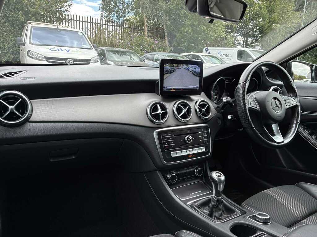 Mercedes-Benz GLA Class Mercedes-benz Gla Urban Edition Black #7