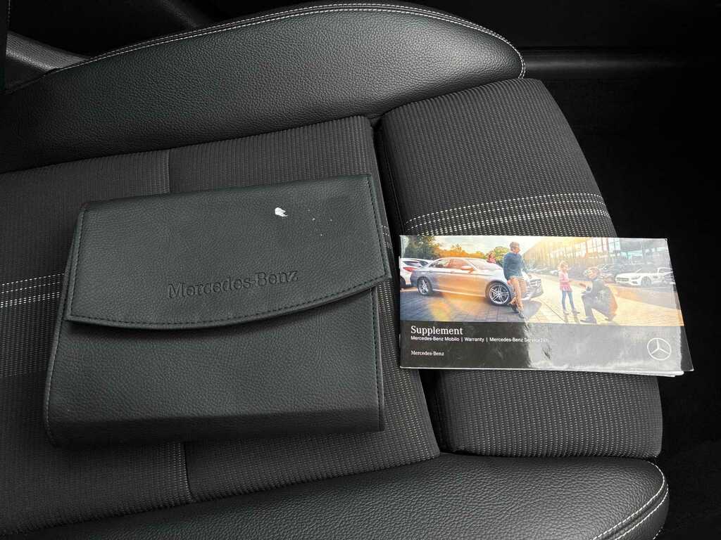 Mercedes-Benz GLA Class Mercedes-benz Gla Urban Edition Black #37