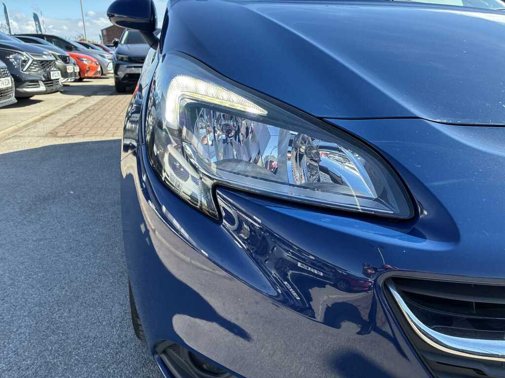 Vauxhall Corsa 1.4I Ecotec Se Nav Hatchback Eur White #27