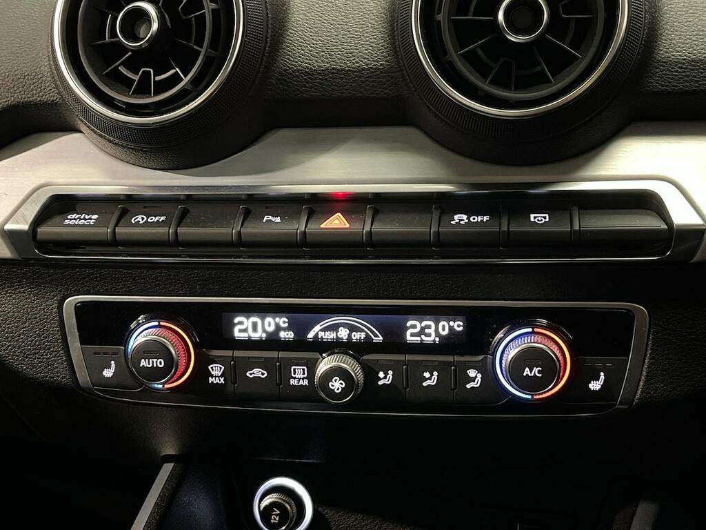 Audi Q2 Sport 1.4 Tfsi Cylinder On Demand 150 Ps S Tronic Silver #12
