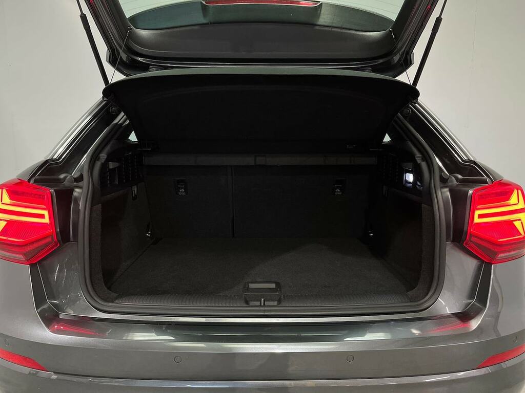Audi Q2 Sport 1.4 Tfsi Cylinder On Demand 150 Ps S Tronic Silver #17
