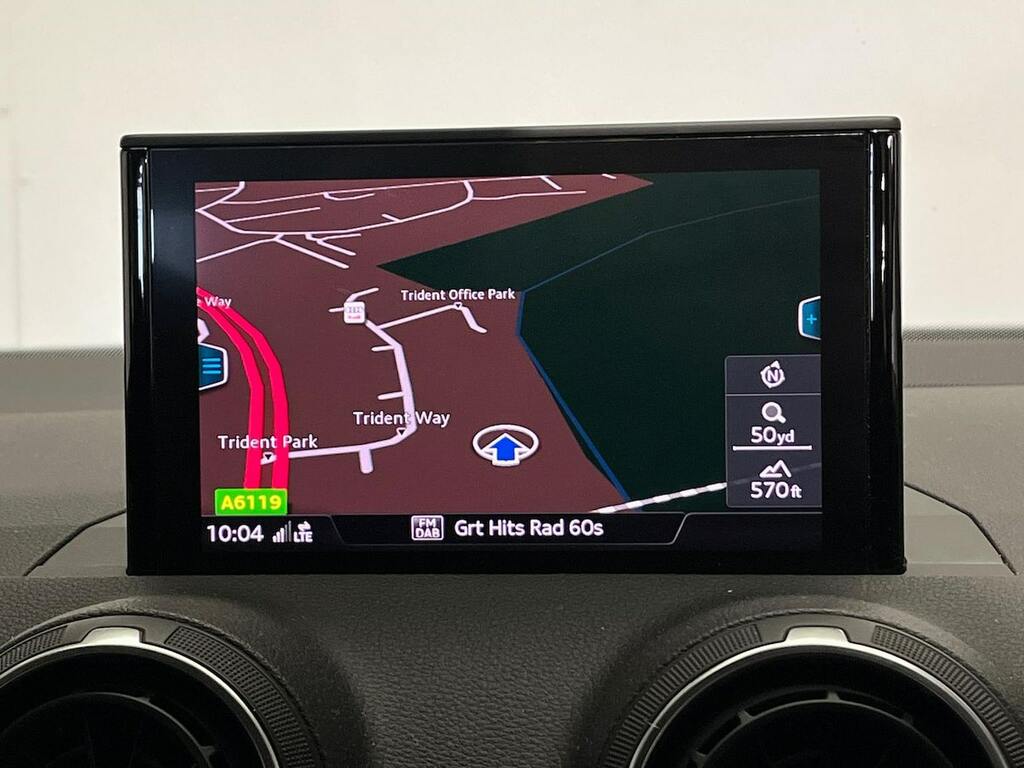 Audi Q2 Sport 1.4 Tfsi Cylinder On Demand 150 Ps S Tronic Silver #24