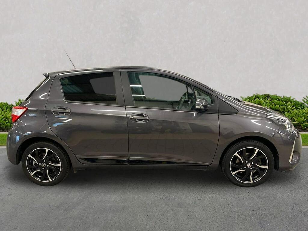 Toyota Yaris 1.5 Vvt-i Design Hatchback Euro Grey #3