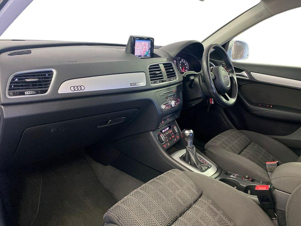 Audi Q3 Black Edition 2.0 Tfsi Quattro 180 Ps S Tronic White #7