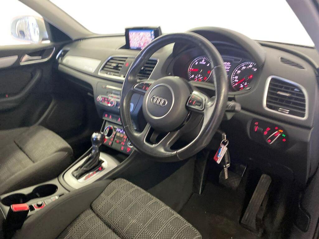 Audi Q3 Black Edition 2.0 Tfsi Quattro 180 Ps S Tronic White #15