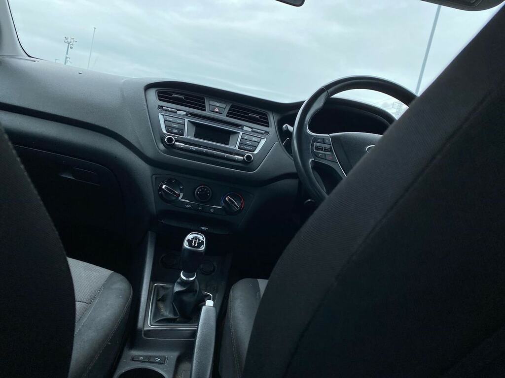Hyundai I20 1.4 Crdi Sport White #13