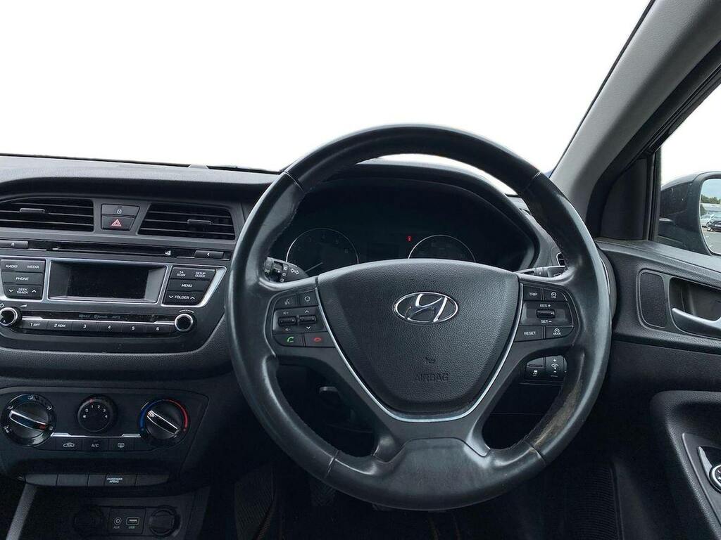 Hyundai I20 1.4 Crdi Sport White #9