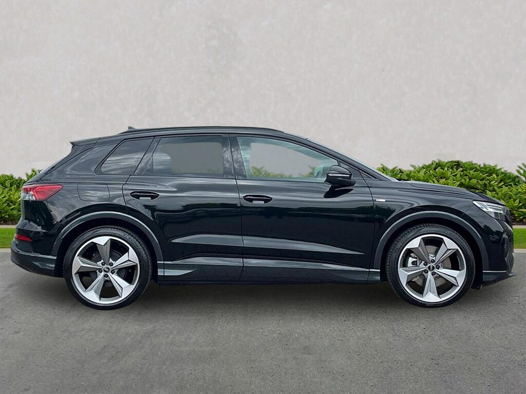Audi Q4 E Tron 210Kw 45 82Kwh Black Edition Black #3