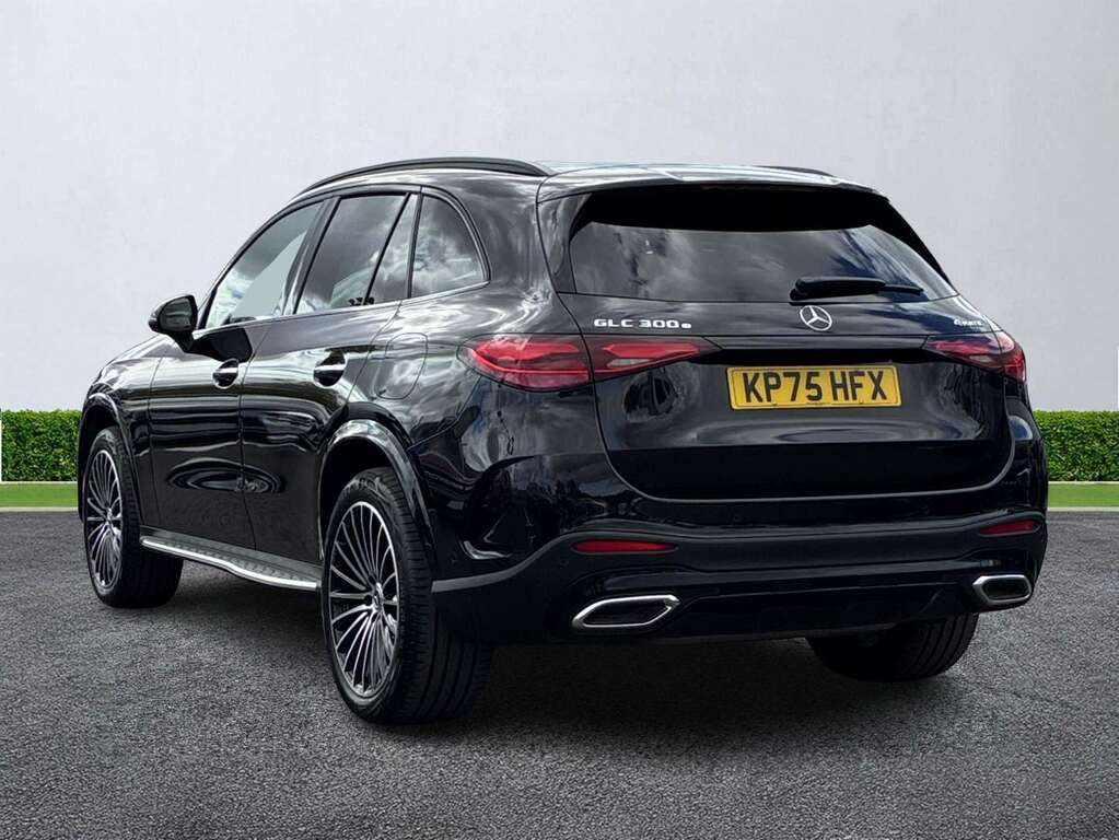Mercedes-Benz GLC Class Glc 300E 4Matic Amg Line Prem Plus 9G-tronic Black #2