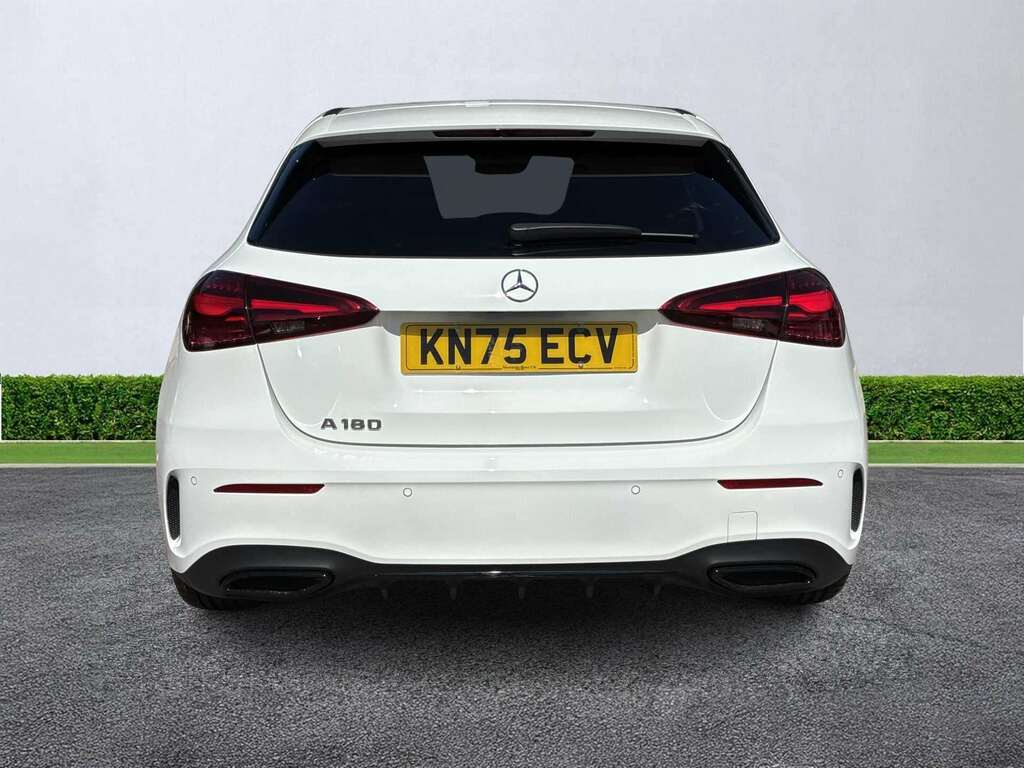 Mercedes-Benz A Class A180 Amg Line Premium Plus White #4