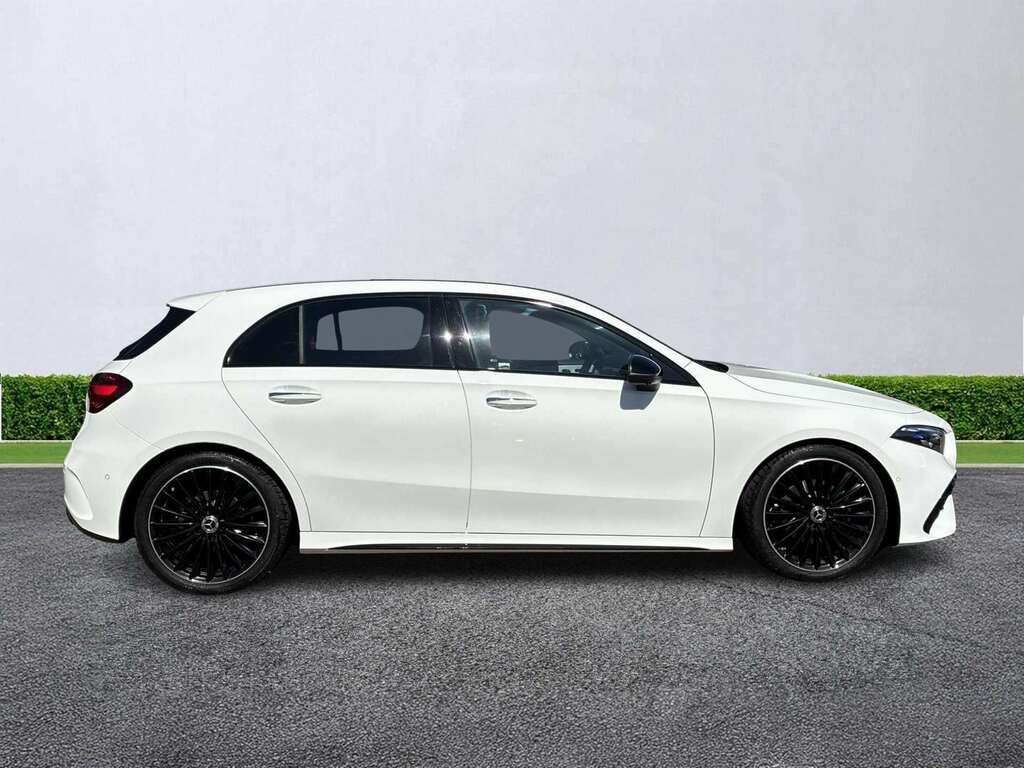 Mercedes-Benz A Class A180 Amg Line Premium Plus White #3