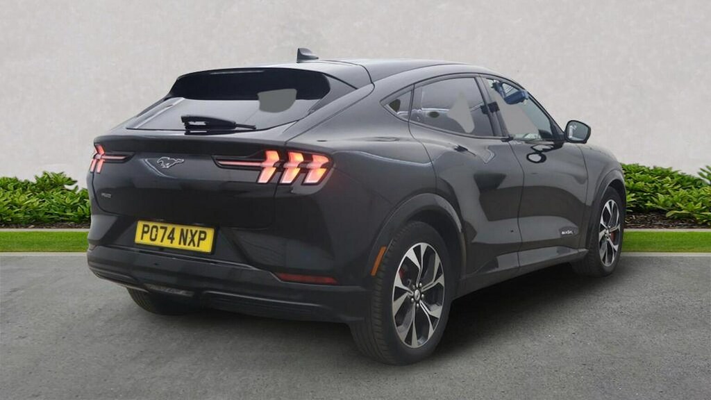 Ford Mustang Mach-E Extended Range 91Kwh Premium Suv Black #4