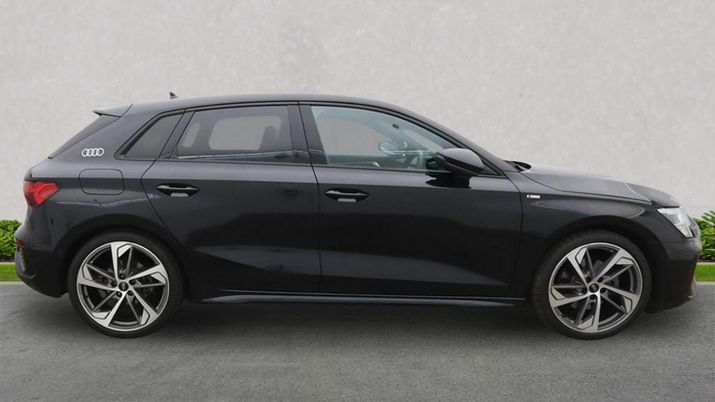 Audi A3 1.5 Tfsi 35 Black Edition Sportback S T Black #5