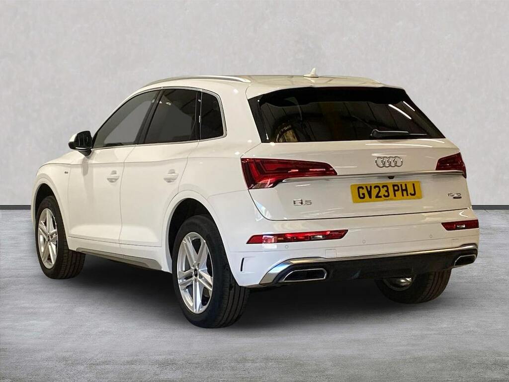 Audi Q5 2.0 Tdi 40 S Line Suv S Tronic Quattro White #2