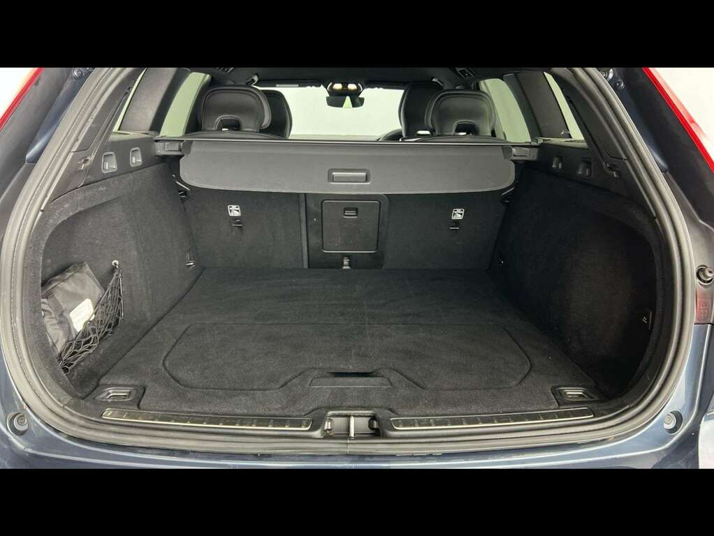 Volvo V60 2.0 B4p Plus Dark 7 Speed Blue #6
