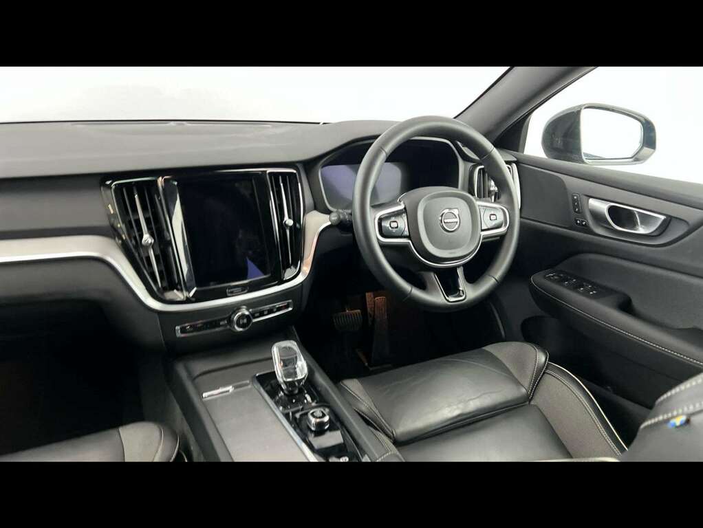Volvo V60 2.0 T6 350 Recharge Phev Plus Dark Awd Grey #9