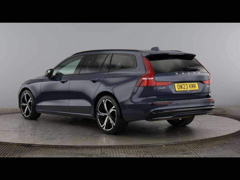 Volvo V60 2.0 B4p Plus Dark 7 Speed Blue #2