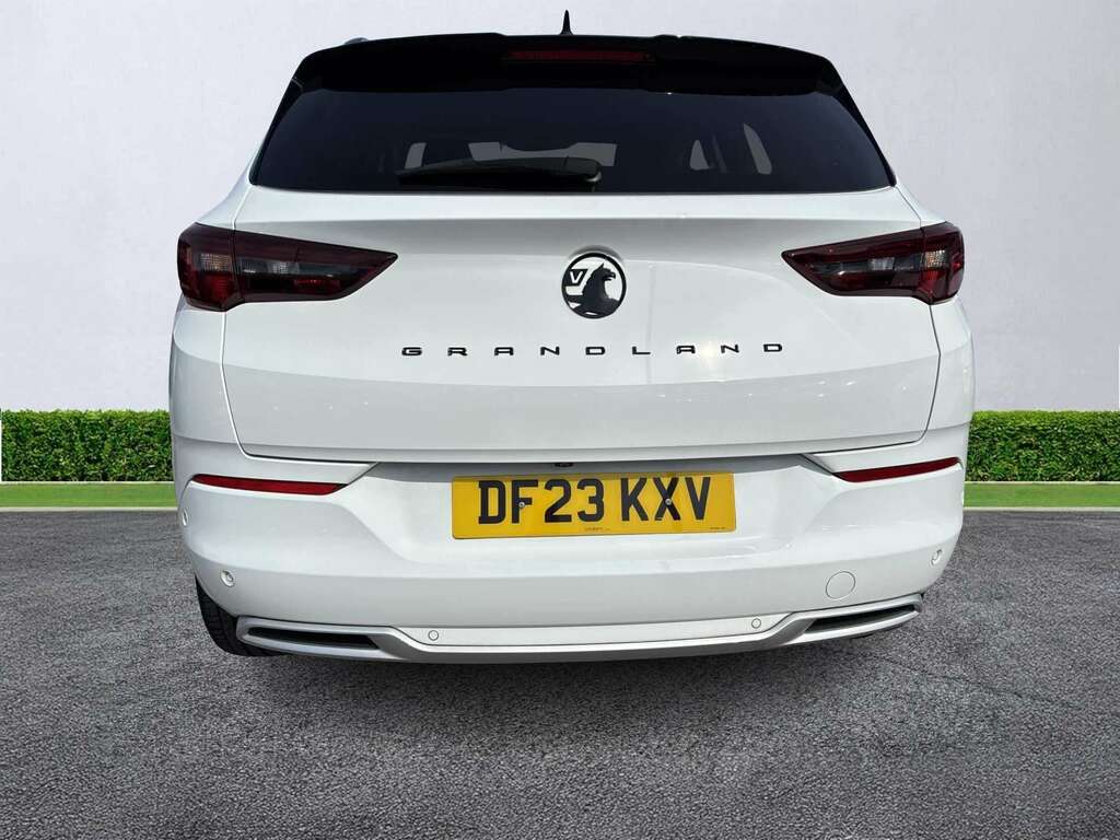 Vauxhall Grandland 1.2 Turbo Ultimate White #3