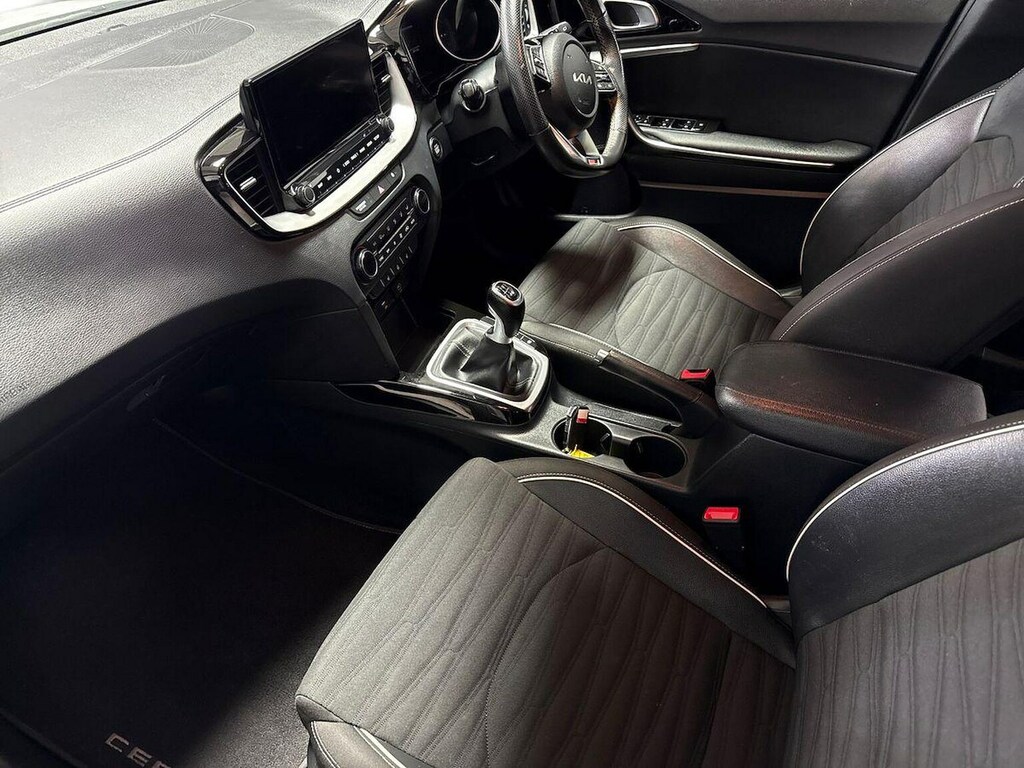 Kia Ceed 1.5 T Gdi 3 Sportswagon Ss Grey #7