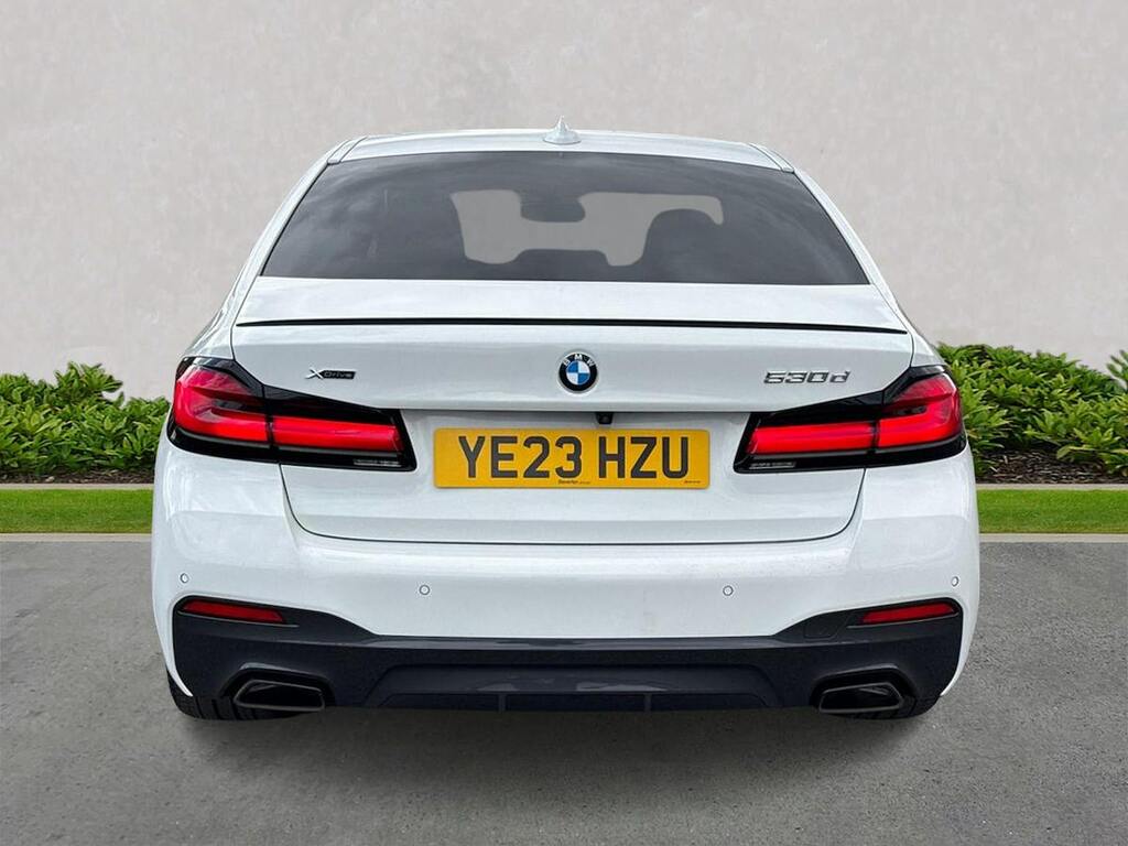 BMW 5 Series 3.0 530D Mht M Sport Saloon Hybrid Step White #5