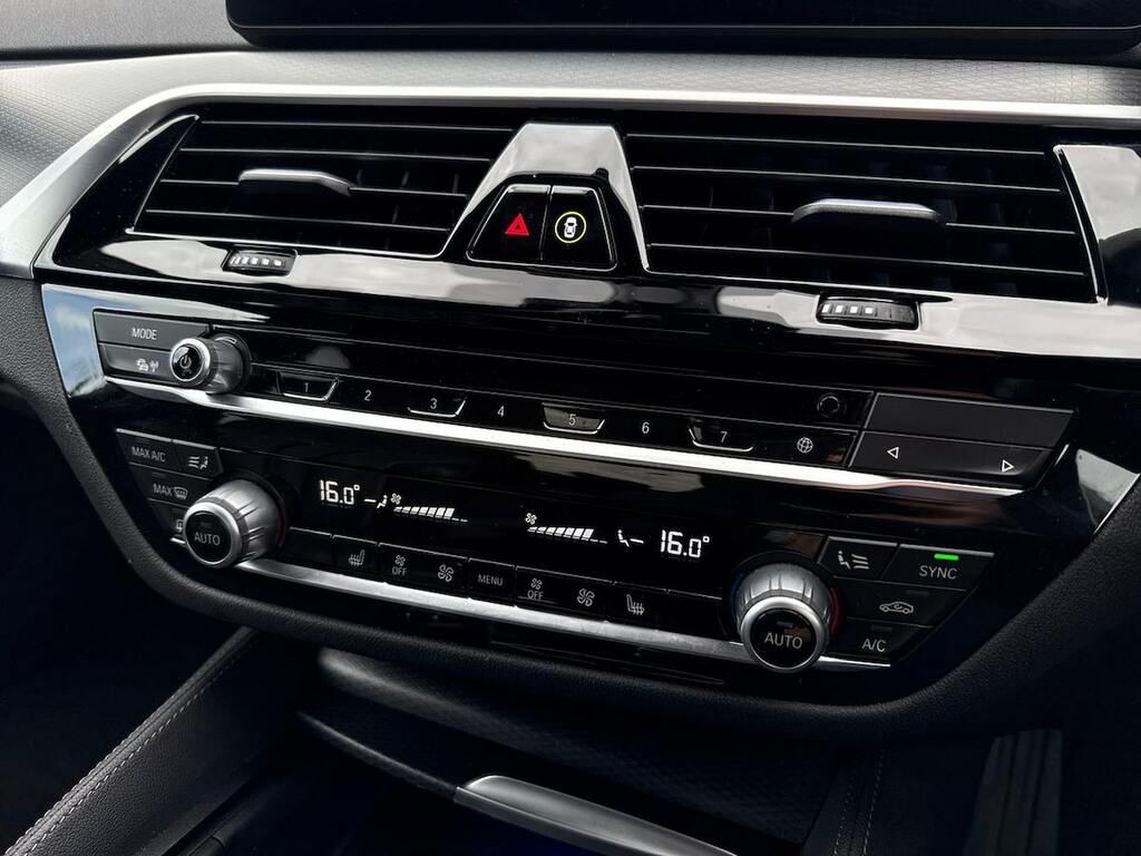 BMW 5 Series 540I Xdrive Se Touring Grey #13