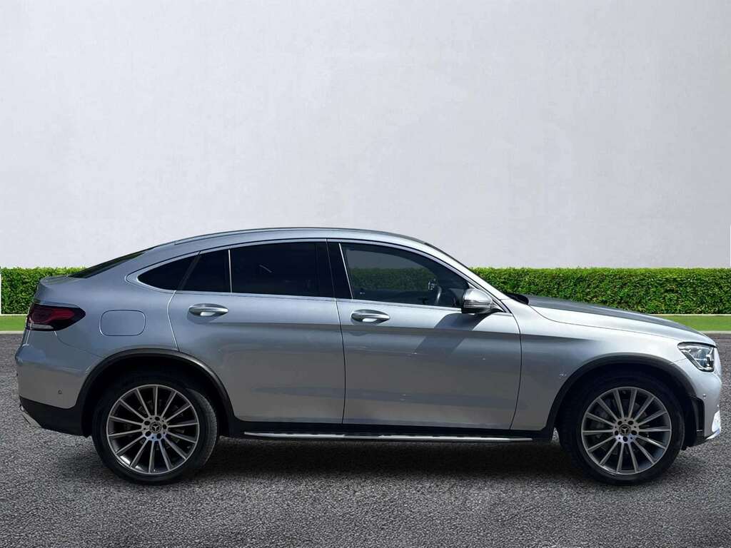 Mercedes-Benz GLC Class Glc 220D 4Matic Amg Line Premium 9G-tronic Silver #3