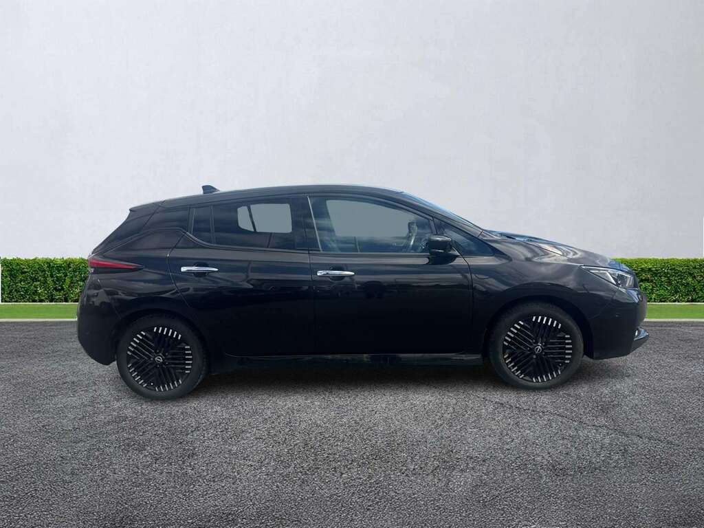 Nissan Leaf 110Kw Tekna 39Kwh Black #2