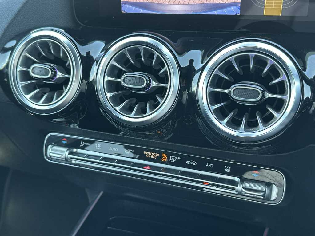 Mercedes-Benz EQA 250 140Kw Amg Line Premium 66.5Kwh Black #12