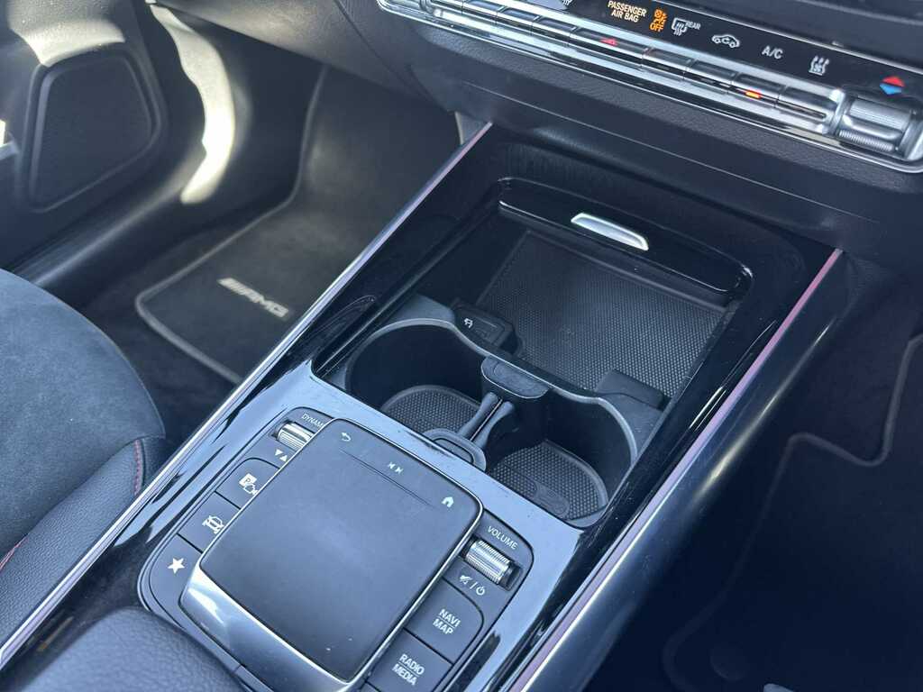 Mercedes-Benz EQA 250 140Kw Amg Line Premium 66.5Kwh Black #31