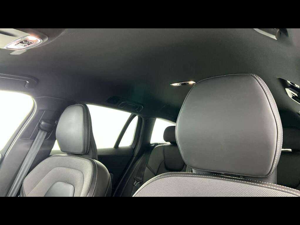Volvo V60 Momentum, B4 Mild Hybrid Black #12