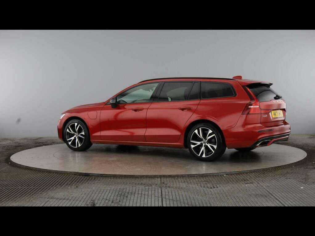 Volvo V60 Momentum, B4 Mild Hybrid Black #19
