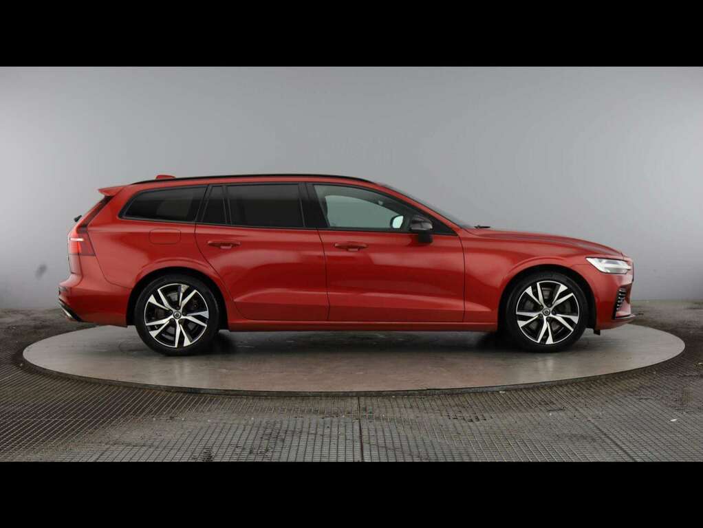 Volvo V60 Momentum, B4 Mild Hybrid Black #13