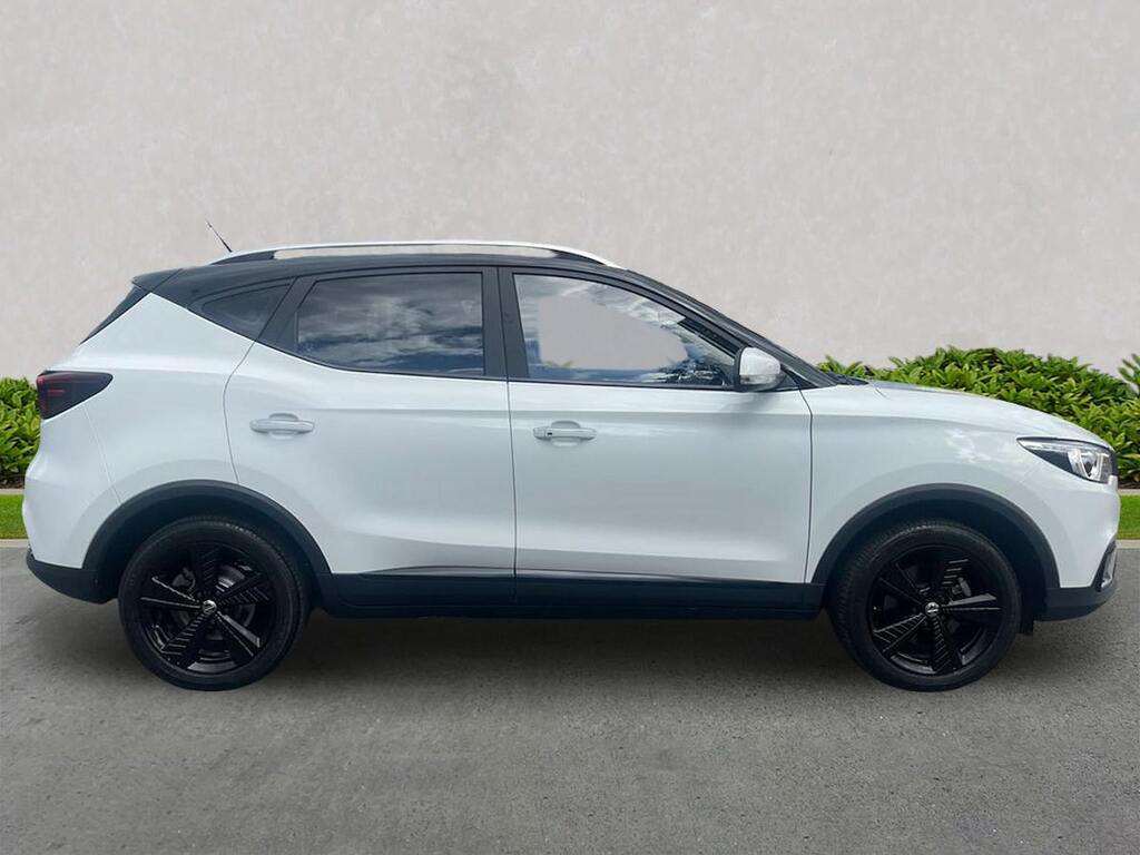 MG ZS 105Kw Exclusive Ev 45Kwh White #3
