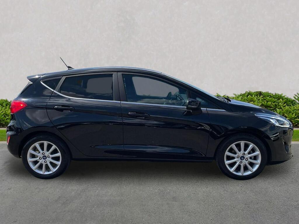 Ford Fiesta 1.0T Ecoboost Mhev Titanium Hatchback M Black #3