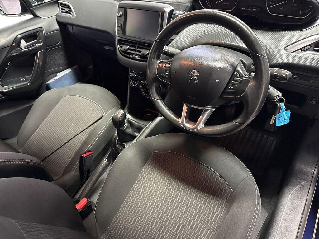 Peugeot 208 1.6Bluehdi 100Bhp Allure Ss Grey #15