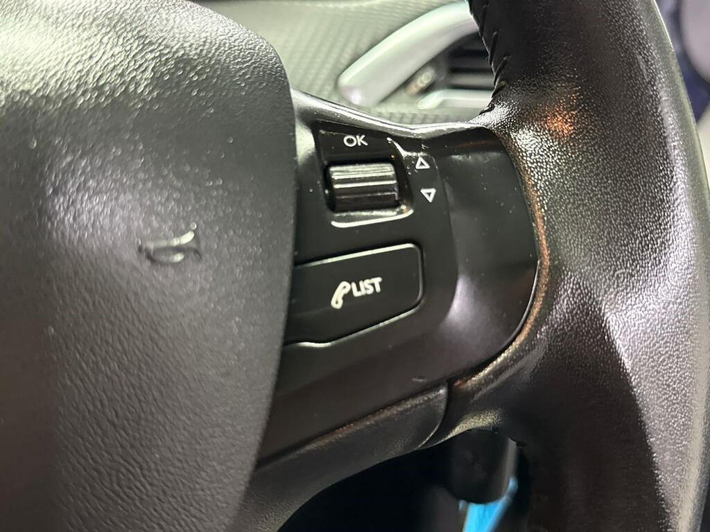 Peugeot 208 1.6Bluehdi 100Bhp Allure Ss Grey #24