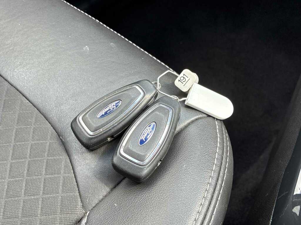 Ford Ecosport 1.5 Tdci 95 Titanium 17In Silver #36