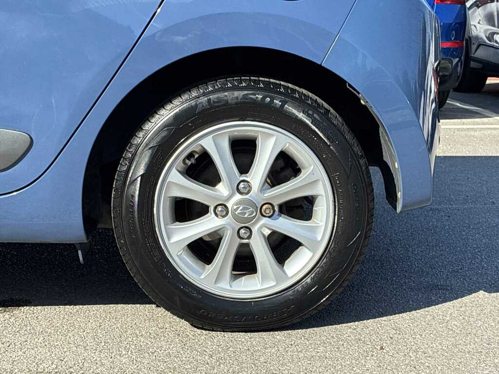 Hyundai I10 1.2 Premium Blue #6