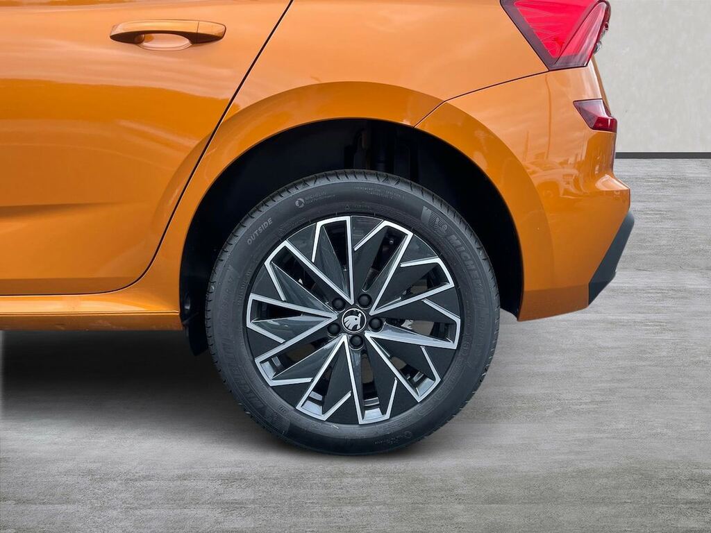 Skoda Kamiq 1.0 Tsi 95 Design Edition Orange #6