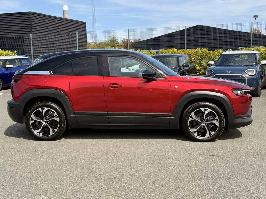Mazda MX-30 125Kw R-ev Exclusive Line Red #3
