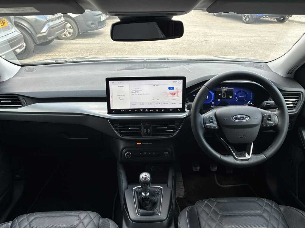 Ford Focus Focus Estate 1.0 Ecoboost Hybrid Mhev 155 St-line Black #8
