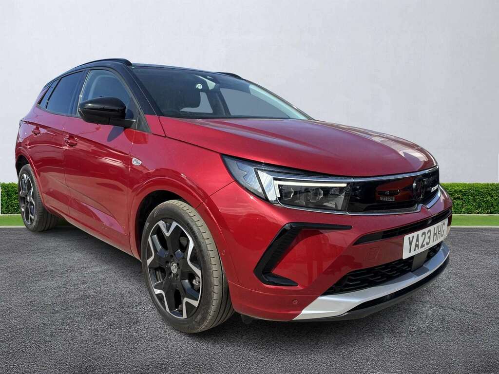 Vauxhall Grandland 1.5 Turbo D Ultimate Red