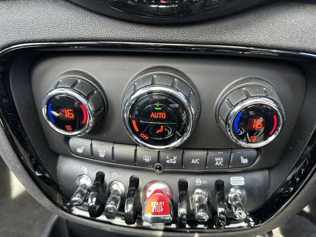 Mini Clubman 2.0 178 Cooper S Exclusive Premium 6Dr Black #11