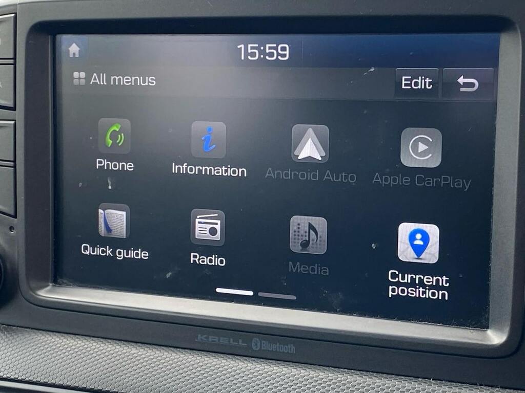Hyundai Kona Kona Premium White #25