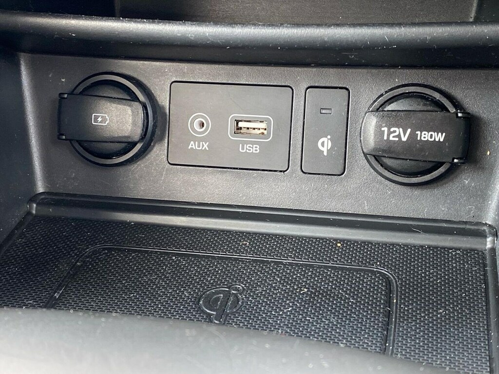 Hyundai Kona Kona Premium White #40