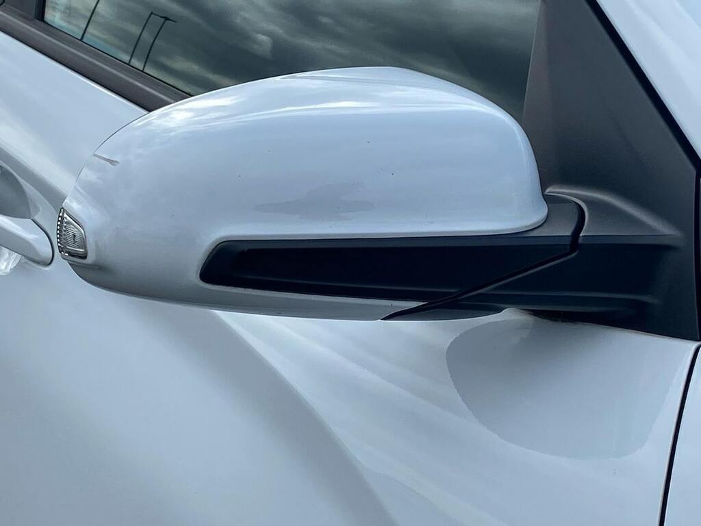 Hyundai Kona Kona Premium White #37