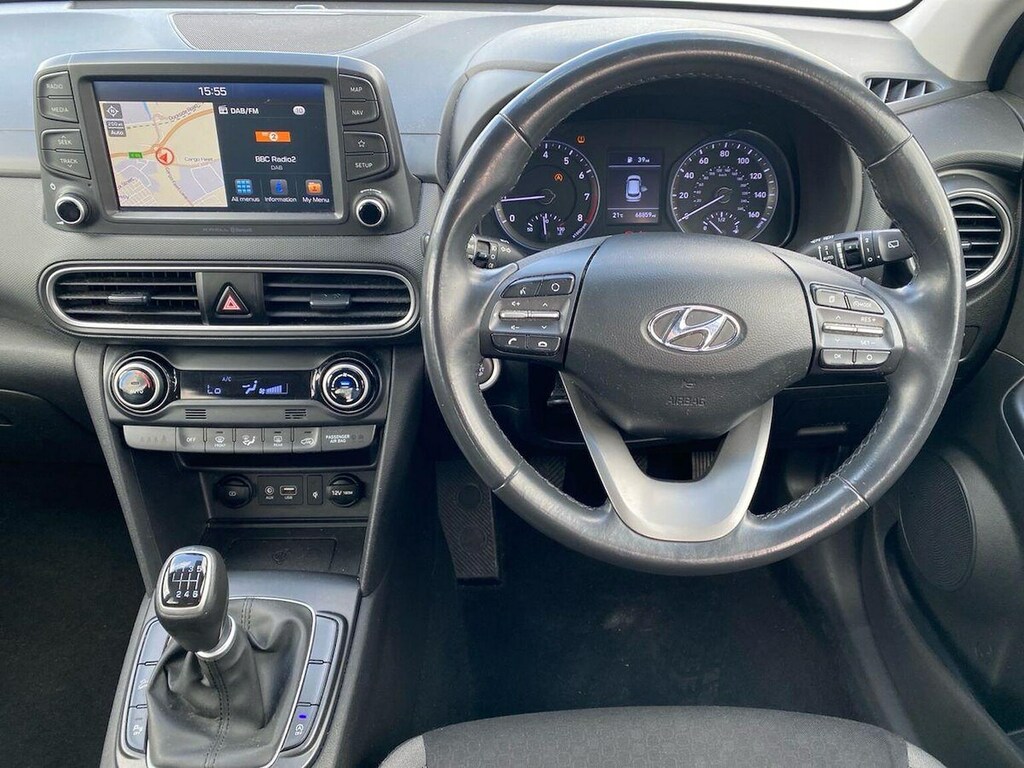 Hyundai Kona Kona Premium White #9